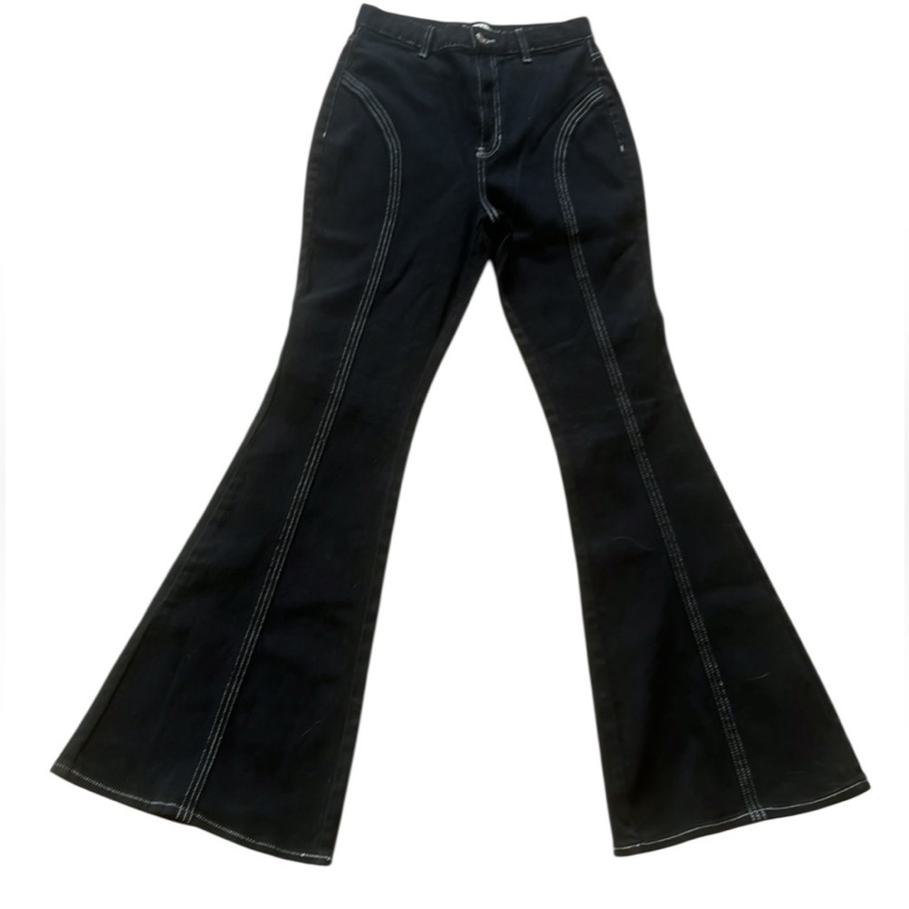 Pacsun flare NWT high-rise size 26 black with white stitching, no pockets